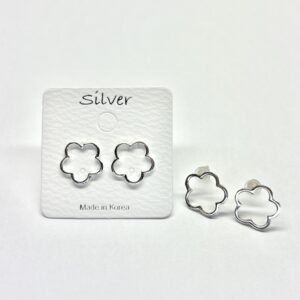 フラワーピアス